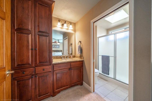 17039 Jay Dee Lane, Anderson, CA 96007