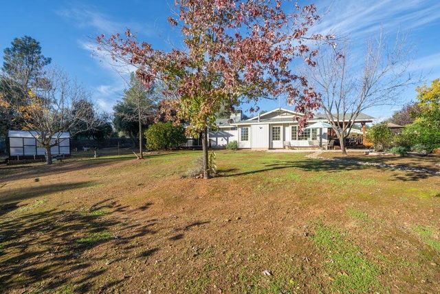 17039 Jay Dee Lane, Anderson, CA 96007