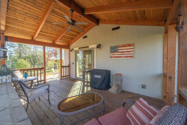 17039 Jay Dee Lane, Anderson, CA 96007