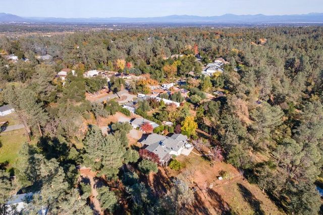 17039 Jay Dee Lane, Anderson, CA 96007