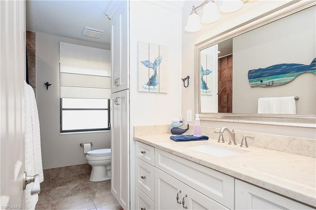 672 100th AVE, Naples, FL 34108
