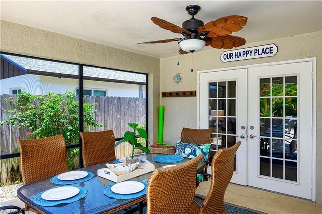 672 100th AVE, Naples, FL 34108