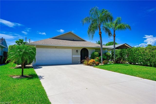672 100th AVE, Naples, FL 34108