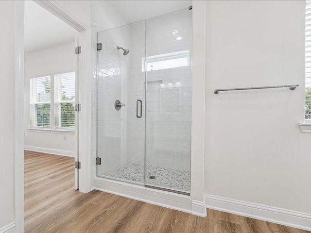 915 E 37th Street, Houston, TX 77022