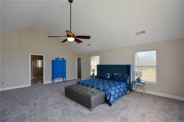 100 TAPESTRY Drive, Mcdonough, GA 30252