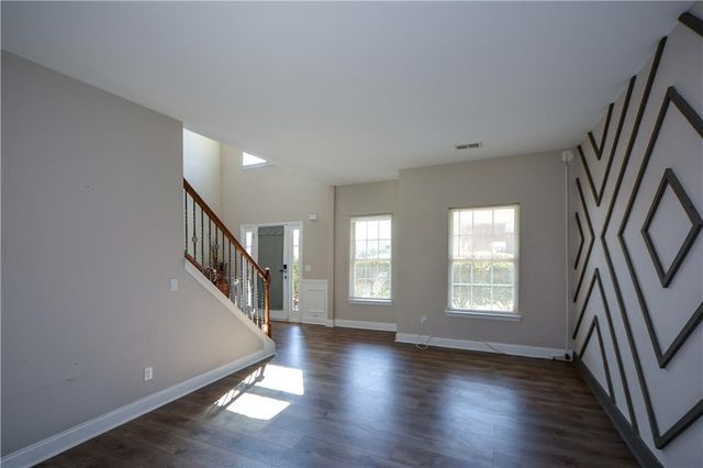 100 TAPESTRY Drive, Mcdonough, GA 30252