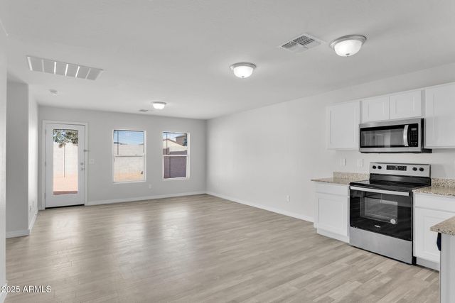 1813 S 1ST Street, Coolidge, AZ 85128