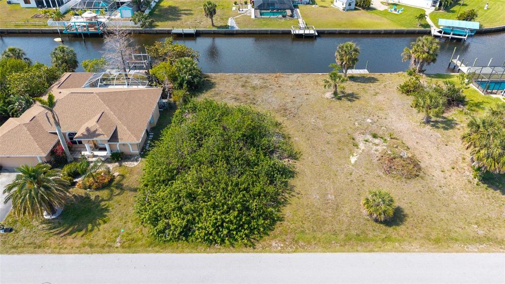 17117 CANARY LANE, Port Charlotte, FL 33948