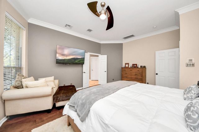 6 E Matisse Meadow Court, The Woodlands, TX 77382