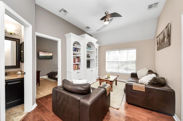 6 E Matisse Meadow Court, The Woodlands, TX 77382