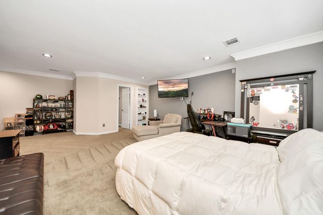 6 E Matisse Meadow Court, The Woodlands, TX 77382