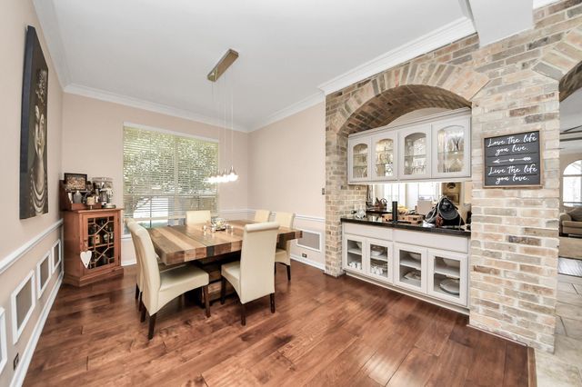 6 E Matisse Meadow Court, The Woodlands, TX 77382