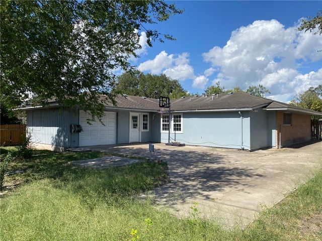11141 Forest Hill Lane, Corpus Christi, TX 78410