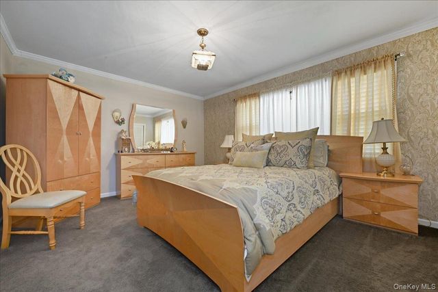 577 Waukena Avenue, Oceanside, NY 11572