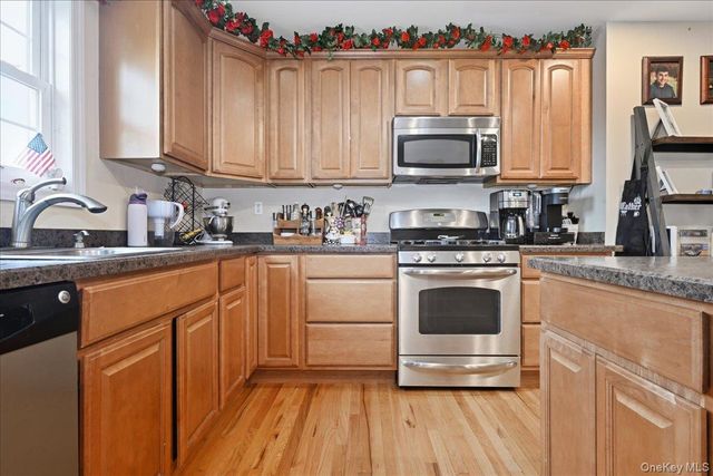 577 Waukena Avenue, Oceanside, NY 11572