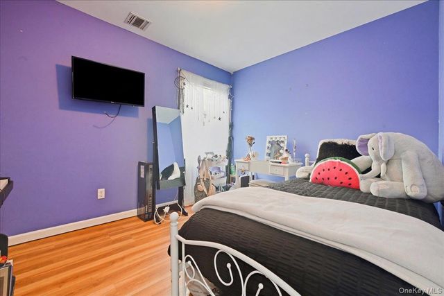 577 Waukena Avenue, Oceanside, NY 11572