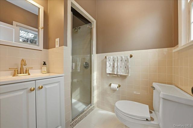 577 Waukena Avenue, Oceanside, NY 11572