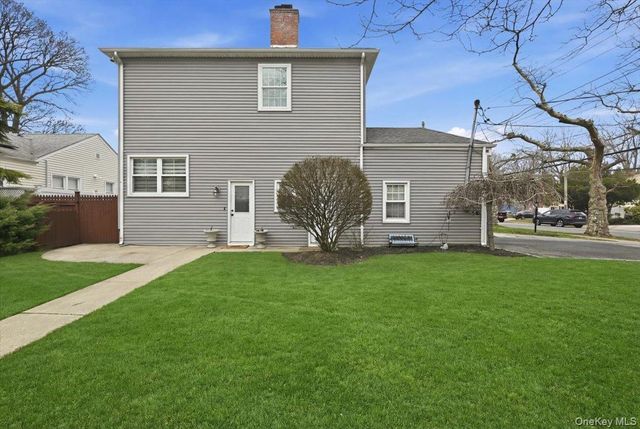 577 Waukena Avenue, Oceanside, NY 11572