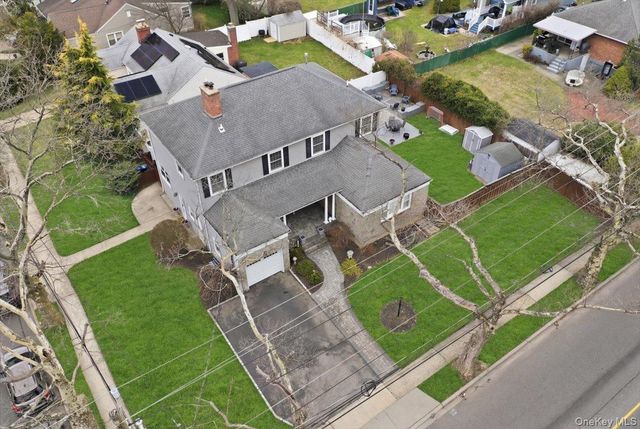 577 Waukena Avenue, Oceanside, NY 11572