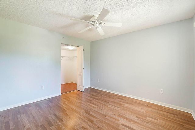 100 Crestwood Court N 113, Royal Palm Beach, FL 33411