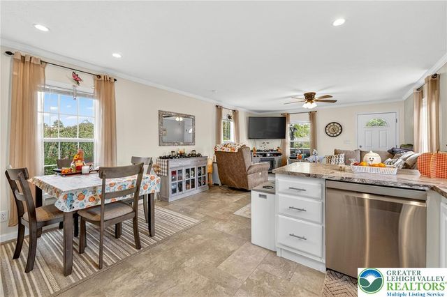 8792 Turkey Ridge Road, Upper Macungie Twp, PA 18031