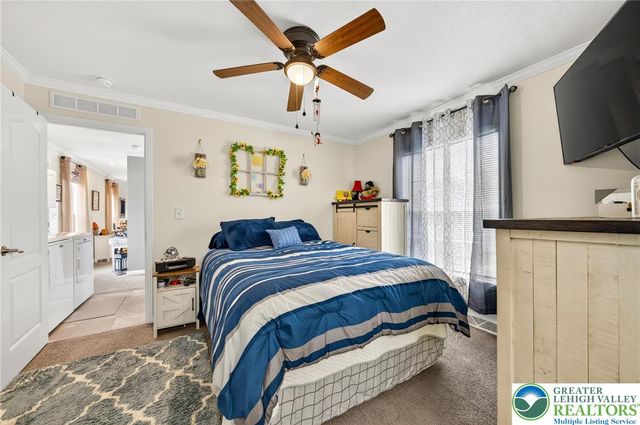 8792 Turkey Ridge Road, Upper Macungie Twp, PA 18031