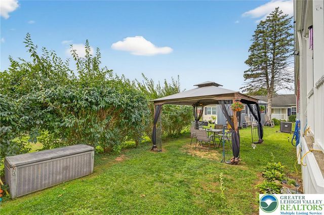 8792 Turkey Ridge Road, Upper Macungie Twp, PA 18031