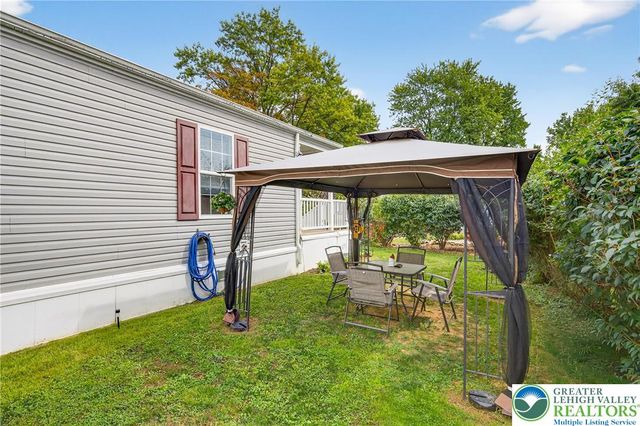 8792 Turkey Ridge Road, Upper Macungie Twp, PA 18031