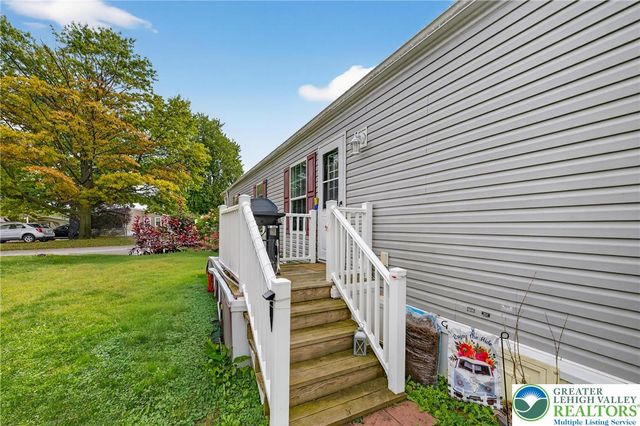 8792 Turkey Ridge Road, Upper Macungie Twp, PA 18031