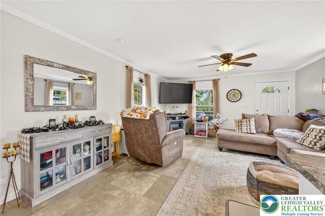 8792 Turkey Ridge Road, Upper Macungie Twp, PA 18031