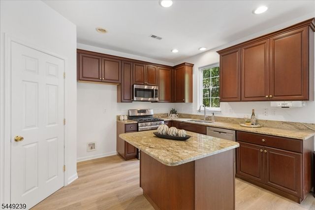 75 Truman Ave, Montgomery Twp., NJ 08540