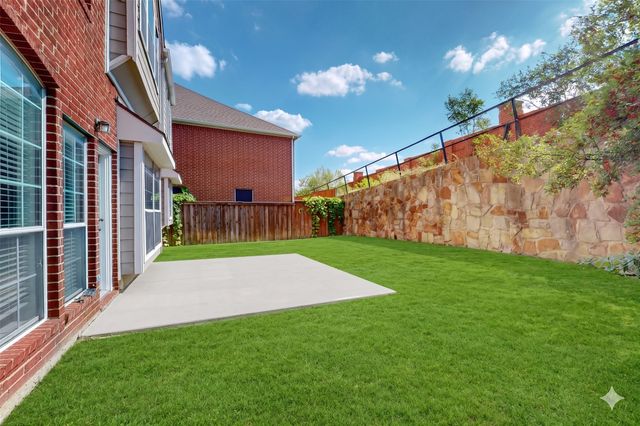 8609 Rugby Drive, Irving, TX 75063