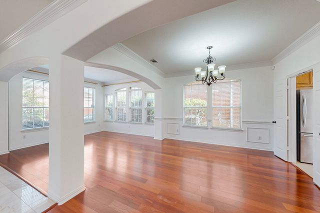 8609 Rugby Drive, Irving, TX 75063