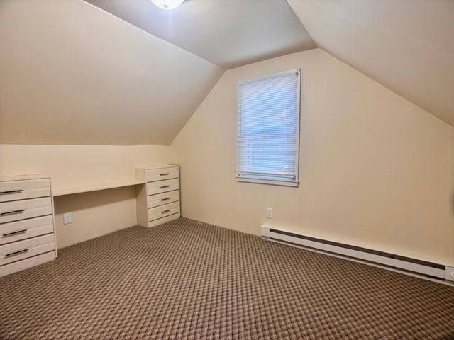 23 Midway St, Springfield, MA 01151