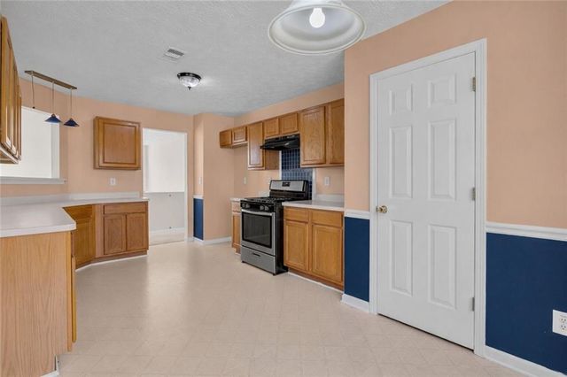 791 White Dove Drive, Mcdonough, GA 30253