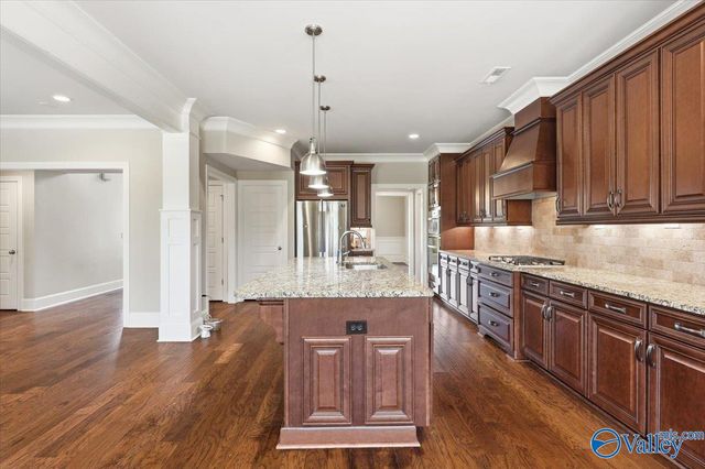 221 Coach Lamp Drive, Madison, AL 35758