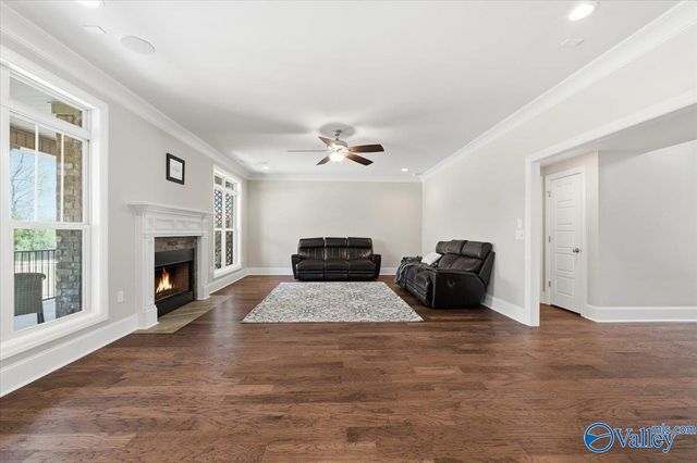 221 Coach Lamp Drive, Madison, AL 35758