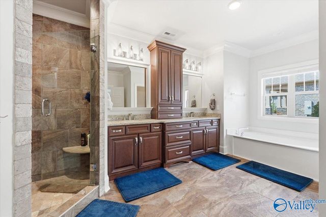 221 Coach Lamp Drive, Madison, AL 35758