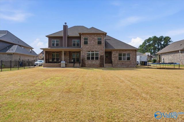 221 Coach Lamp Drive, Madison, AL 35758