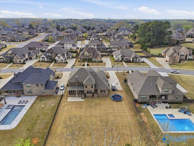 221 Coach Lamp Drive, Madison, AL 35758