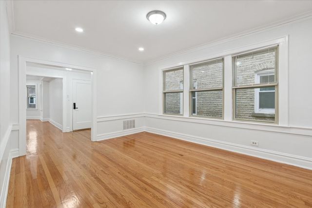 5412 N Kimball Avenue 2, Chicago, IL 60625