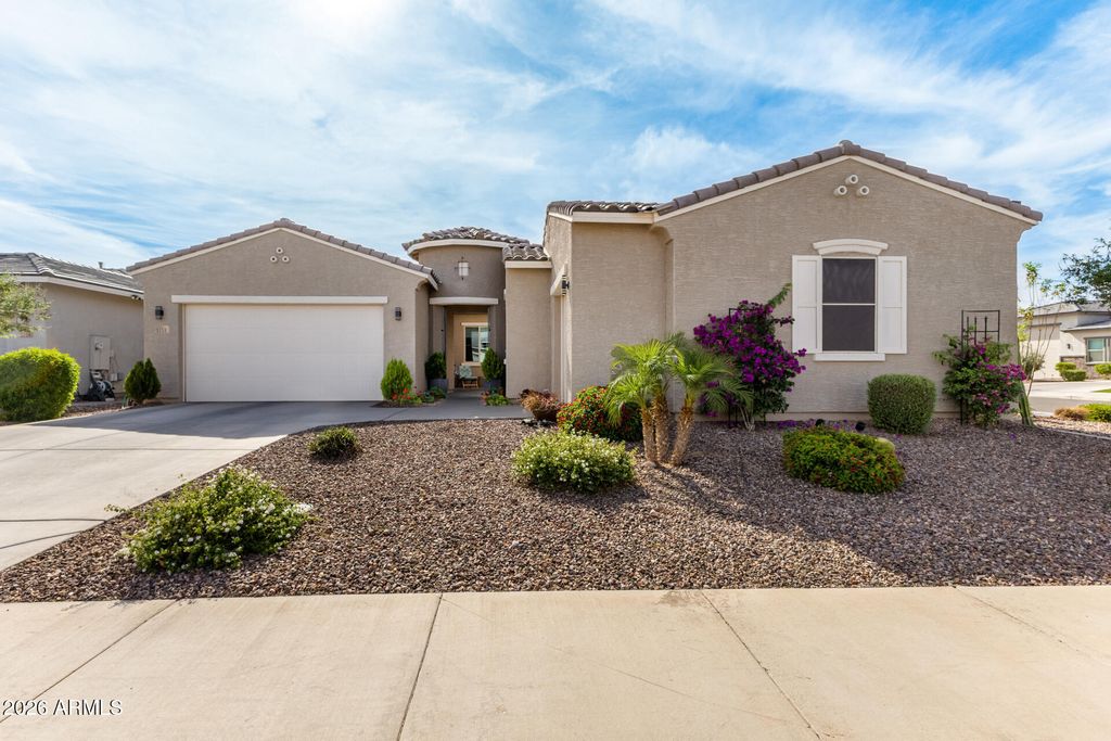 Image 7 of property listing at 5158 N 185TH Lane, Litchfield Park, AZ 85340