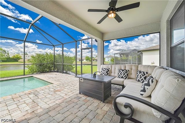 10792 Firebush CIR, North Fort Myers, FL 33917