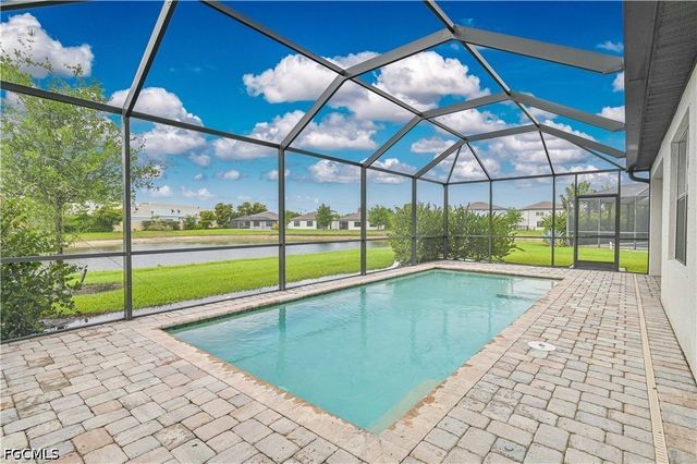 10792 Firebush CIR, North Fort Myers, FL 33917