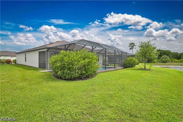 10792 Firebush CIR, North Fort Myers, FL 33917