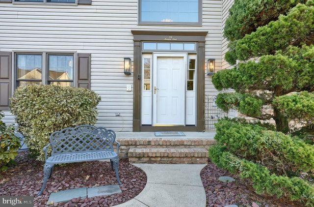 15 MEADOW ST, New Freedom, PA 17349