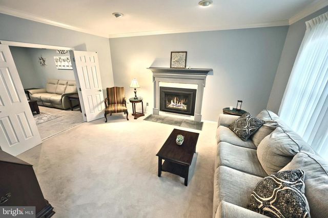 15 MEADOW ST, New Freedom, PA 17349