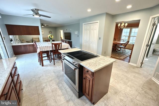 15 MEADOW ST, New Freedom, PA 17349