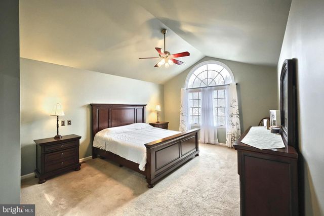 15 MEADOW ST, New Freedom, PA 17349