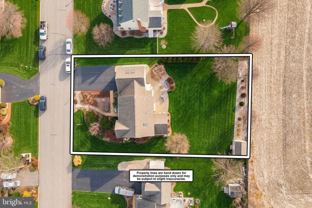 15 MEADOW ST, New Freedom, PA 17349